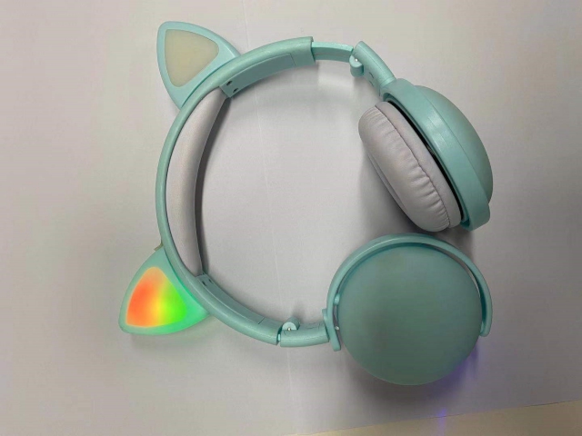 頭戴式耳機(jī) 頭戴式耳機(jī)